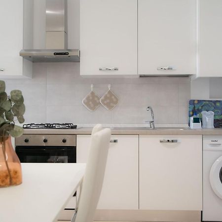 I Suoni Del Mare Apartment Porto San Giorgio Ngoại thất bức ảnh