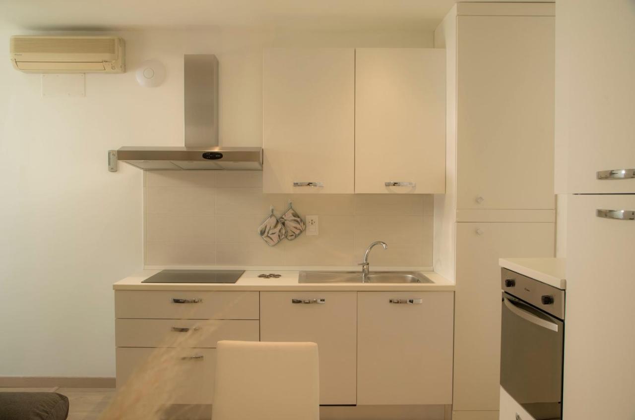 I Suoni Del Mare Apartment Porto San Giorgio Ngoại thất bức ảnh