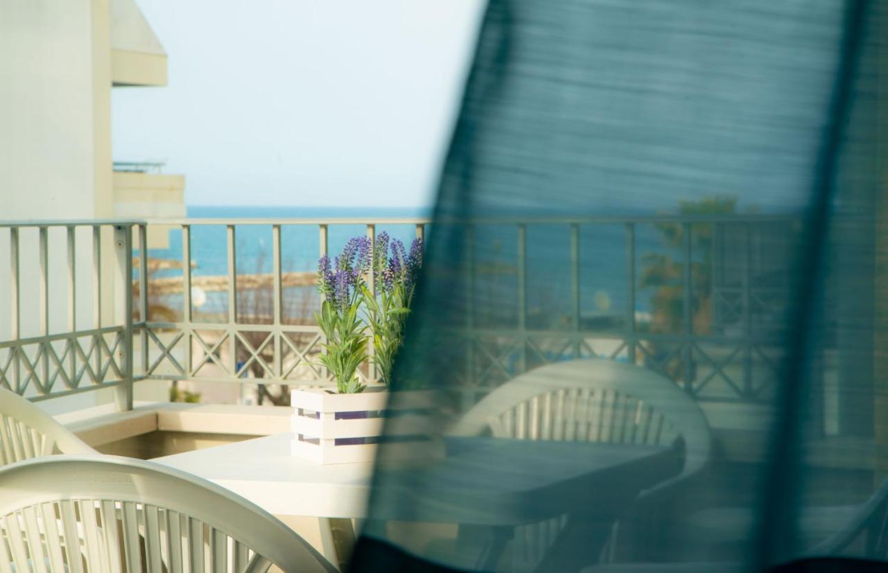 I Suoni Del Mare Apartment Porto San Giorgio Ngoại thất bức ảnh
