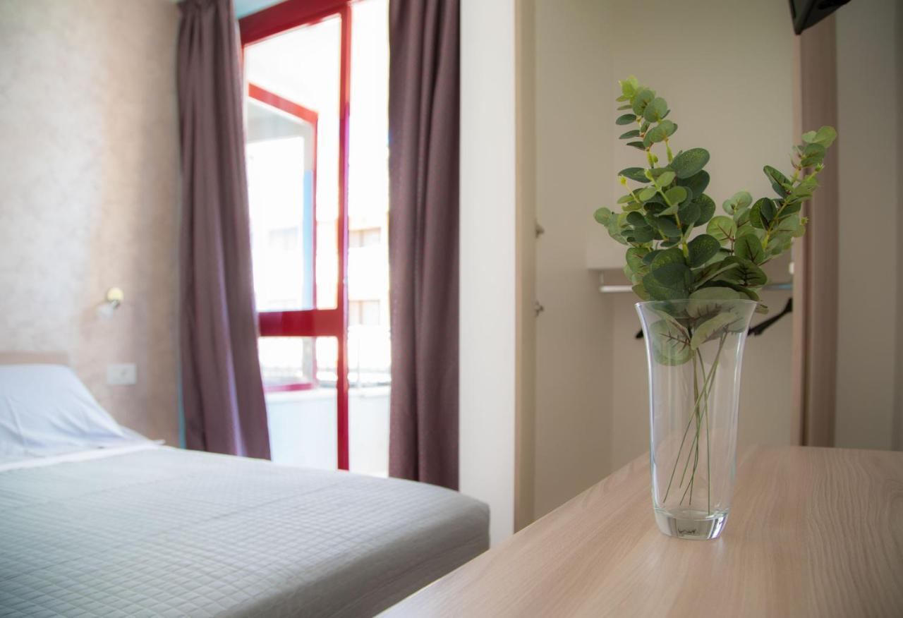 I Suoni Del Mare Apartment Porto San Giorgio Ngoại thất bức ảnh