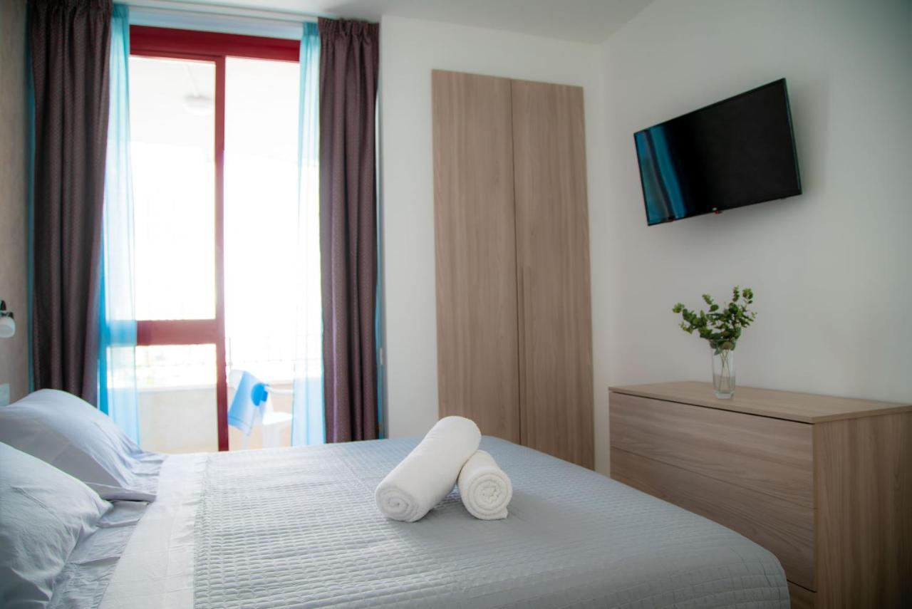 I Suoni Del Mare Apartment Porto San Giorgio Ngoại thất bức ảnh