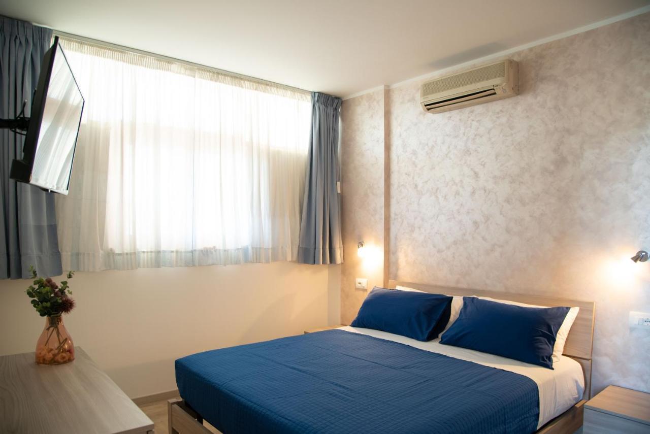I Suoni Del Mare Apartment Porto San Giorgio Ngoại thất bức ảnh